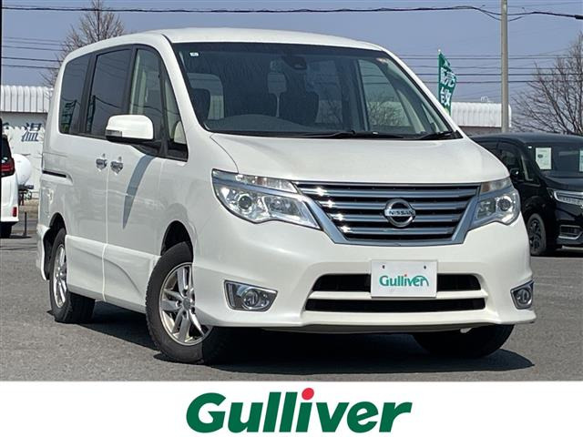 セレナ2.0 ハイウェイスター Vセレクション+Safety 4WD