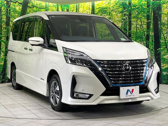 高透明度のガラス皮膜で撥水はもちろん、上質なツヤ・光沢を実現。紫外線や酸性雨から大切な愛車を保護し、色あせ・劣化を防止。「弾スプラッシュコート」、「弾プリミッサコート」からお選びいただけます。