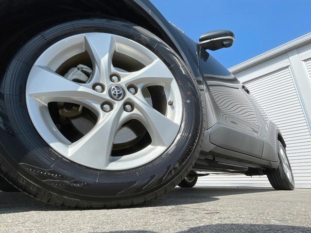 �y�����A���~�z�C�[���z�O�ςɃ}�b�`���������A���~�z�C�[���𑕒����Ă���܂��B�e��ЊO�A���~�z�C�[����A�X�^�b�h���X�^�C�����戵�����Ă���܂��B���񂲑��k����������