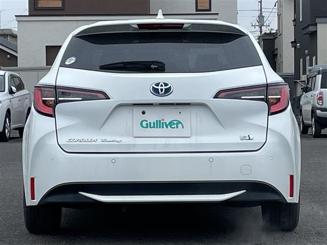 カローラツーリング1.8 ハイブリッド X E-Four 4WD