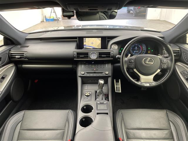 RC200t Fスポーツ