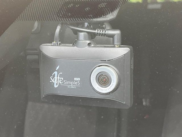 �y�h���C�u���R�[�_�[�z�h���C�u���R�[�_�[����!���s���͂������A������^�]�⎖�̂ɑ��������ہA�f���ŋL�^���A����̃��X�N�ɔ����܂��B���L�^�pSD�J�[�h�͂��q�l�����g�ł��������������K�v������܂��B