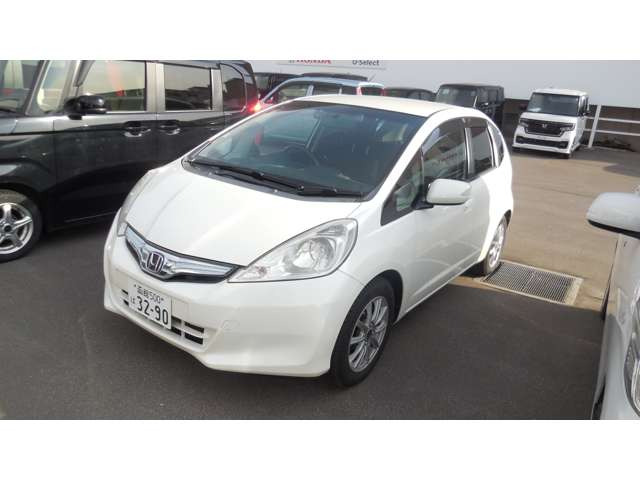 フィットハイブリッド1.3 スマートセレクション