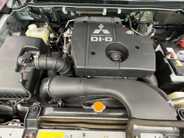 �e�؁E���J�Ȑ�僁�J�j�b�N�X�^�b�t������!�E�Ԍ��E�_�������E���̓��̏C���ȂǃA�t�^�[�T�[�r�X�����S�B���Ԃ̃J�X�^�}�C�Y���l�N�X�e�[�W�̃T�[�r�X�X�^�b�t�܂ł����k���������B