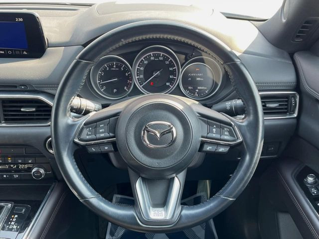 �y�����v�����X�e�A�����O�z�㎿�Ȋv���g�p���邱�ƂŁA��ɂ����������݂ƂĂ��^�]���₷���n���h���ł���