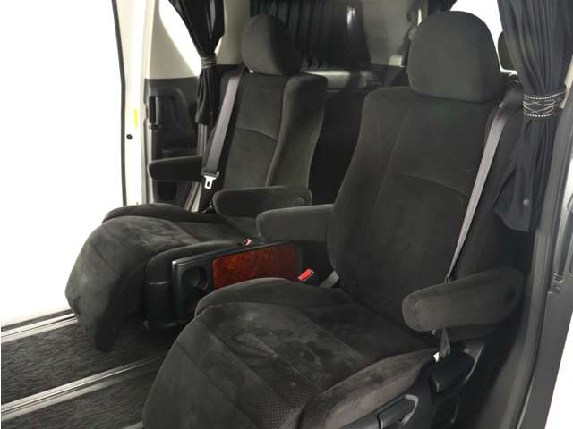 �y�I�b�g�}���t���Z�J���h�V�[�g�z�ő�800mm�̃����O�X���C�h�V�[�g�ƃI�b�g�}���@�\�ɂ�葫���y�X�L�΂������\�ł�!�܂��A�Ђ��|��������܂��̂ŁA���K�ȃh���C�u�����y���݂��������܂�!