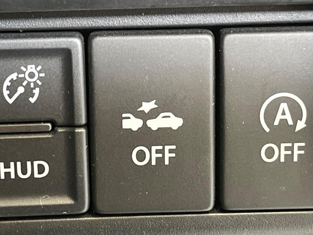 【スズキ セーフティサポート】走行中に前方の車両等を認識し、衝突しそうな時は警報とブレーキで衝突回避と被害軽減をアシスト。より安全にドライブをお楽しみいただけます。