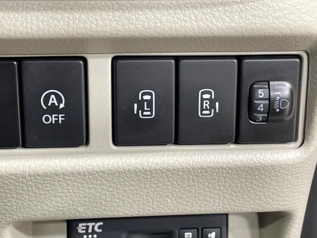 �y�����p���[�X���C�h�h�A�z�X�}�[�g�L�[��^�]�Ȃ̃X�C�b�`�Ō�ȗ����X���C�h�h�A�̊J���\���d��������͂����ăh�A���J����K�v�������A�����Ȃ��q�l�ł��ȒP�ɊJ���߂ł����K�ł���