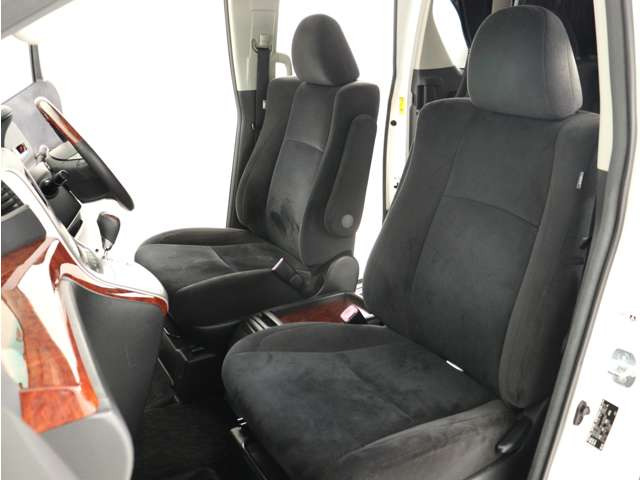 �ǉ��̂��ʐ^�⓮��ȂǁA���[����LINE�ł�����ł��܂�!�C�ɂȂ�_������΂ǂ�Ȃ��Ƃł����X�^�b�t�܂ł��\���t������������