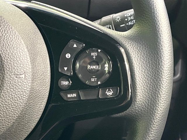 �y�A�_�v�e�B�u�N���[�Y�R���g���[���z�������H�ł̒��������s���y��!!�����ő��x��ۂN���[�Y�R���g���[�����A�Փˌy���V�X�e���ƘA�g���A�O���̎ԗ������m���ĎԊԂ�ۂ悤�ɑ��x���߂��Ă���܂�!!