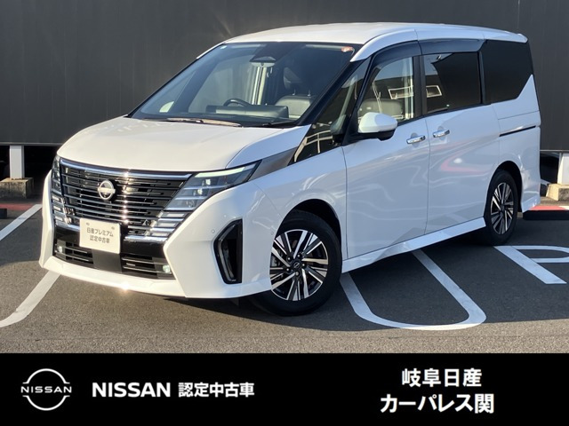 セレナ1.4 e-POWER ルキシオン