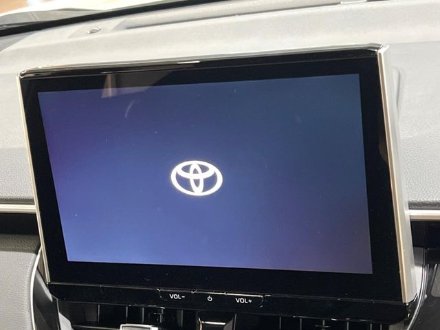 �y10.5�C���`�i�r�z�������ƃC���p�N�g�̂�����ʃi�r�𑕔��B�e��I�[�f�B�I����͂������A�X�}�z�A�g���ł��闘�֐��̍����i�r�ł���