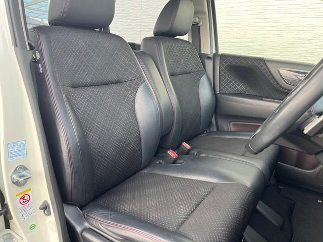 �^�]�ȃV�[�g���͎g�p�������Ȃ��A�ǍD�ȏ�ԂƂȂ��Ă��܂��B���J�Ɏg���Ă������Ƃ��悭�킩��܂��ˁB