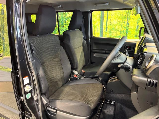 もちろん車内はキレイです♪よりクリーンな状態をキープしたいお客様には『ナノゾーンコート』がおすすめ!新型コロナウイルス対策や、除菌・消臭に効果を発揮し多くの方にご好評いただいております。