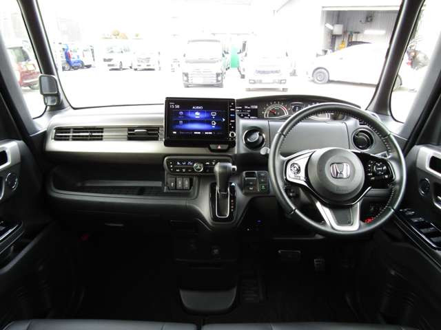 N-BOXカスタムL ターボ スタイルプラス ブラック 4WD