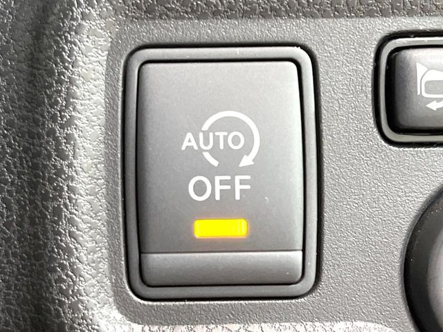 �y�A�C�h�����O�X�g�b�v�z�ԐM����a�؂Œ�Ԃ����ۂɃG���W�����~���A���ʂȔR���̏����}���܂��B�R��������ی�ɂȂ���@�\��G���W���̓u���[�L�𗣂��΍Ďn�����܂��B