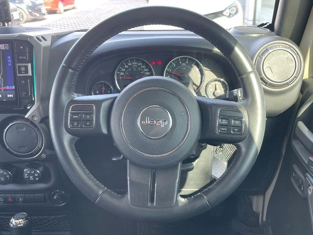 ���n���h�����̃X�������Ȃ��A���ꂢ�ȏ�Ԃ��ێ����Ă���܂��B�e�X�C�b�`���̓�����m�F�ς݂ł��B