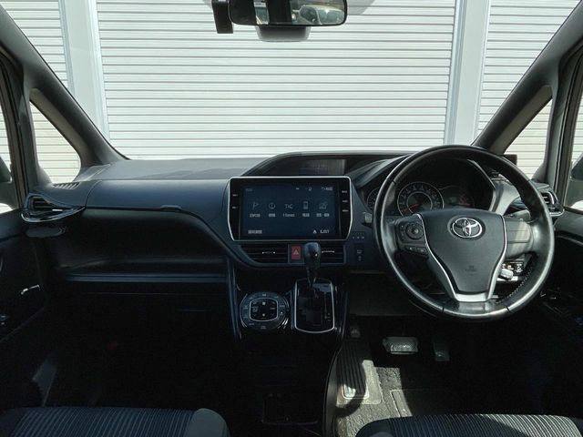 ヴォクシー2.0 ZS