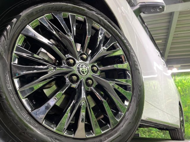 �y����19�C���`�A���~�z�C�[���z�O�ςɃ}�b�`���������A���~�z�C�[���𑕒����Ă���܂��B�e��ЊO�A���~�z�C�[����A�X�^�b�h���X�^�C�����戵�����Ă���܂��B���񂲑��k����������