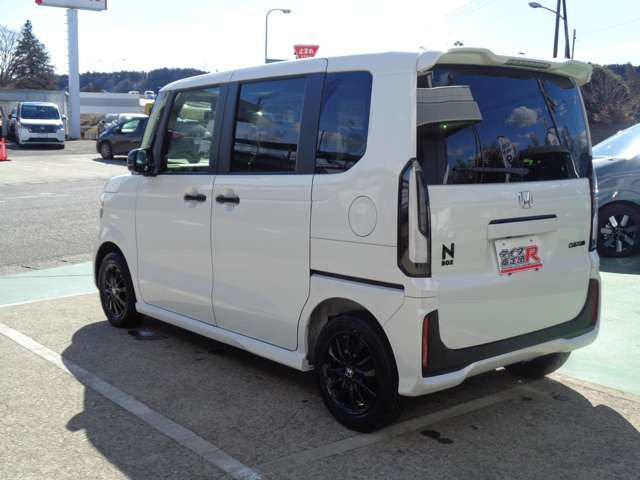N-BOXカスタムブラック スタイル