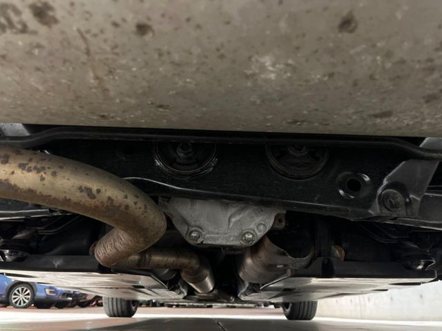 ����肪���ꂢ�Ȃ����ɁA�h�K���H�̎{�H���I�X�X���B�~��n��͂������A���ݕ��ɂ��Z���̕���A��Ń}�����E�E�B���^�[�X�|�[�c���������ɑ�ύD�]���������Ă���܂��B