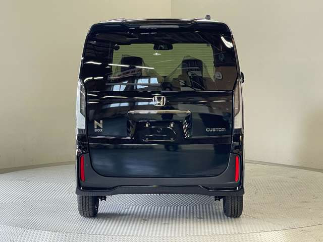 �}�t���[�J�b�^�[��t����ЊO�}�t���[��t�܂ŉ\�ł�!���ʂł͕�����Ȃ����͂��C�y�ɂ��q�˂�������!!