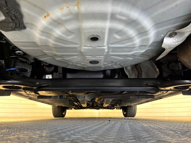 下回りがきれいなうちに、防錆加工の施工がオススメ。降雪地域はもちろん、沿岸部にお住いの方や、趣味でマリン・ウィンタースポーツをされる方にご好評いただいております。