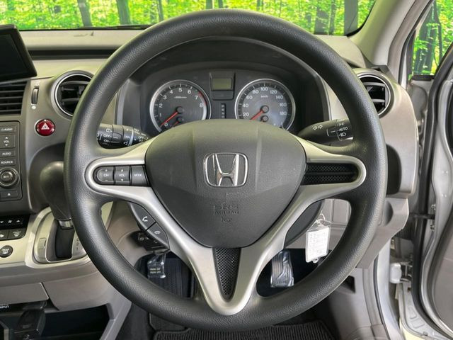 �y�X�e�A�����O�X�C�b�`�z�^�]���A�O������ڐ������炷���ƂȂ��A�I�[�f�B�I���̑��삪�\�ȕ֗��@�\!���S&���K�ȃh���C�u�����o���Ă���܂���