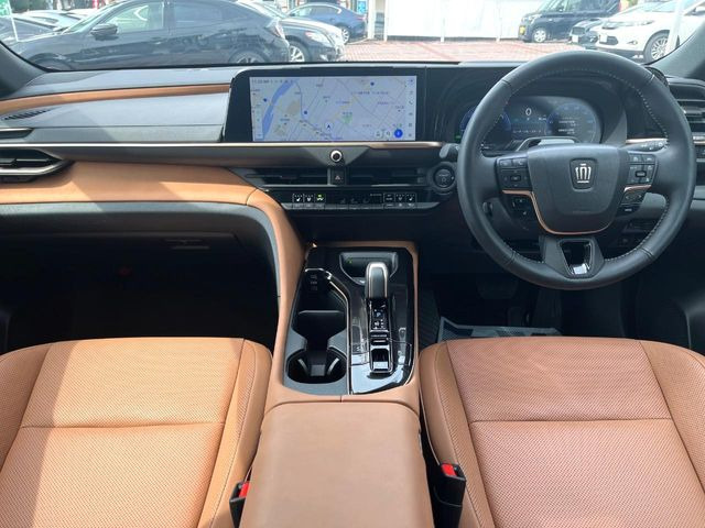 クラウンスポーツ2.5 Z E-Four 4WD