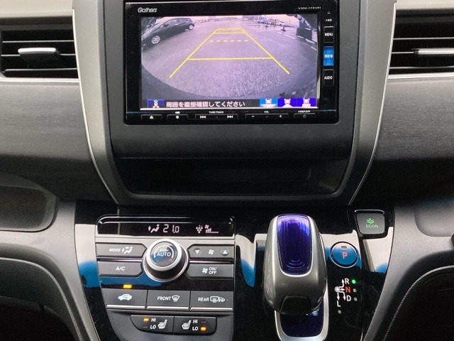 フリード+1.5 ハイブリッド EX