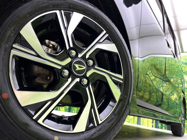 �y����14�C���`�A���~�z�C�[���z�O�ςɃ}�b�`���������A���~�z�C�[���𑕒����Ă���܂��B�e��ЊO�A���~�z�C�[����A�X�^�b�h���X�^�C�����戵�����Ă���܂��B���񂲑��k����������