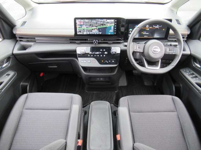 セレナ1.4 e-POWER ハイウェイスターV