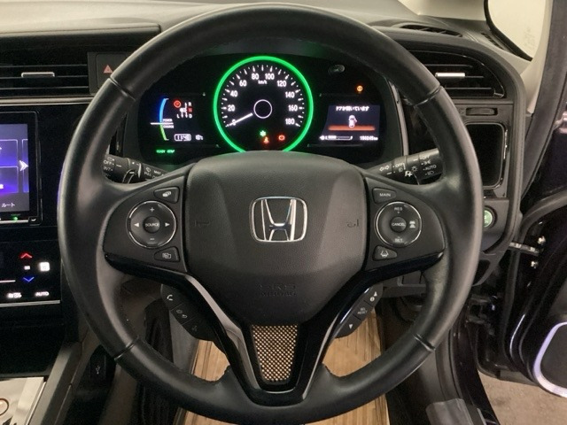 シャトル1.5 ハイブリッド Z ホンダセンシング