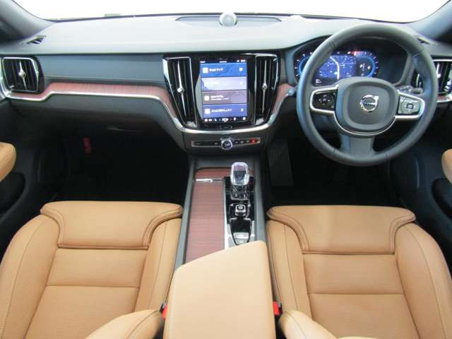 V60クロスカントリーウルトラ B5 AWD 4WD