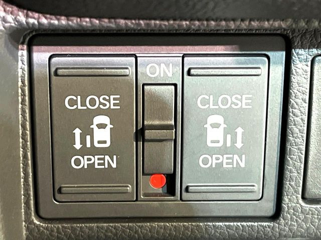 �y�����p���[�X���C�h�h�A�z�X�}�[�g�L�[��^�]�Ȃ̃X�C�b�`�Ō�ȗ����X���C�h�h�A�̊J���\���d��������͂����ăh�A���J����K�v�������A�����Ȃ��q�l�ł��ȒP�ɊJ���߂ł����K�ł���