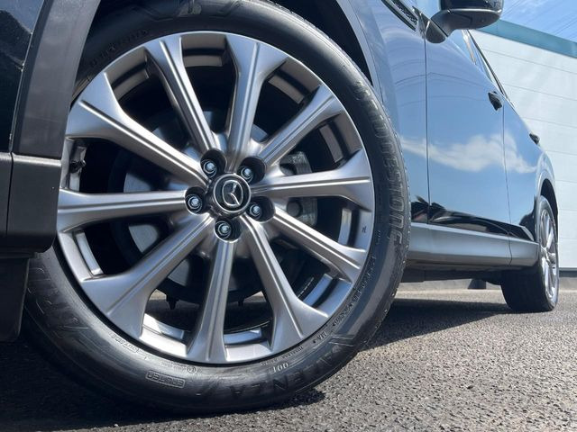 �y����20�C���`�A���~�z�C�[���z�O�ςɃ}�b�`���������A���~�z�C�[���𑕒����Ă���܂��B�e��ЊO�A���~�z�C�[����A�X�^�b�h���X�^�C�����戵�����Ă���܂��B���񂲑��k����������