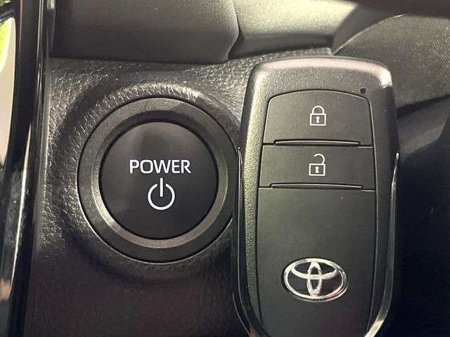 �y�X�}�[�g�L�[�z�J�o����|�P�b�g�ɓ��ꂽ�܂܂ł��h�A�̎{���E�������\�ȃX�}�[�g�L�[�𑕔��B�G���W���̃I���E�I�t�����J�M�����o���K�v����������Ƃ��Ă��֗��ł���