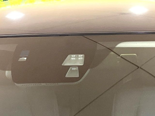 �y�X�}�[�g�V�e�B�u���[�L�T�|�[�g�z�ᑬ���s���ɑO���̎ԗ�����F�����A�Փ˂������Ȏ��͌x��ƃu���[�L�ŏՓˉ���Ɣ�Q�y�����A�V�X�g�B�����S�Ƀh���C�u�����y���݂��������܂��B