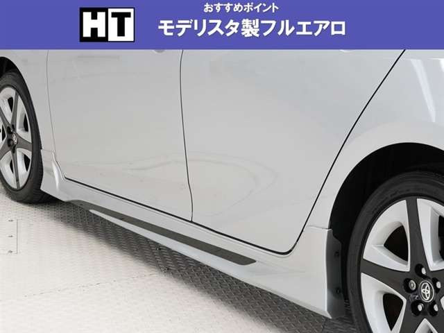 プリウス1.8 A プレミアム ツーリングセレクション