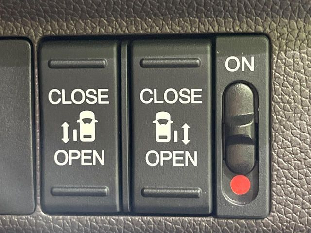 �y�����p���[�X���C�h�h�A�z�X�}�[�g�L�[��^�]�Ȃ̃X�C�b�`�Ō�ȗ����X���C�h�h�A�̊J���\���d��������͂����ăh�A���J����K�v�������A�����Ȃ��q�l�ł��ȒP�ɊJ���߂ł����K�ł���