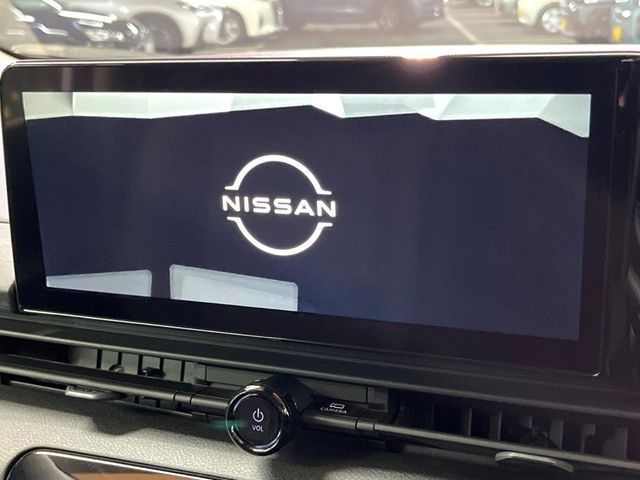 セレナ1.4 e-POWER XV