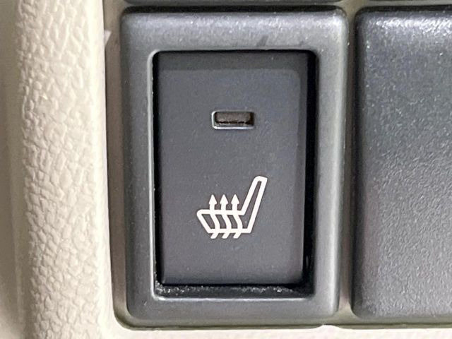 �y�V�[�g�q�[�^�[�z�������ɏd�󂷂�V�[�g�q�[�^�[!�G�A�R����葁�����܂��Ă����̂Ŋ�����̐l�����S�ł��ˁ�G�A�R���̉����͊������邩����A�Ƃ������ɂ����������߂ł��B