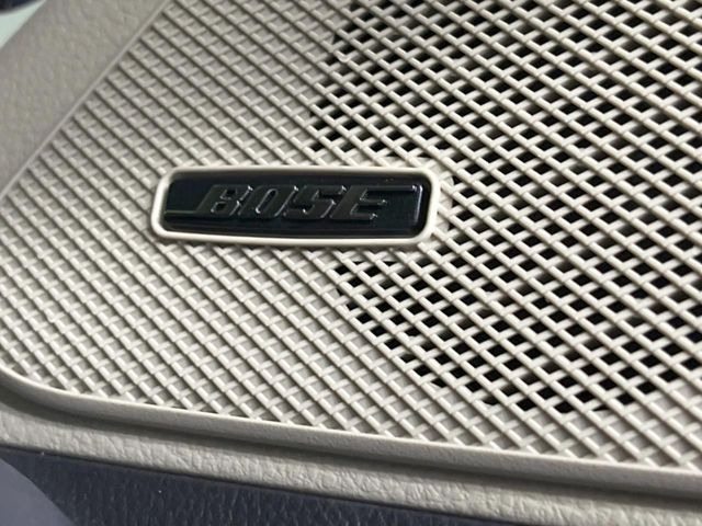 �yBOSE�T�E���h�V�X�e���z���[�J�[�I�v�V�����̍��i�ʃT�E���h�V�X�e���𓋍ځB��p�̃`���[�j���O���{���ꂽ�召�l�X�ȃX�s�[�J�[����ǎ��ȃT�E���h���t�ł��A�Տꊴ���ӂ�鉹����Ԃ����o���܂��B