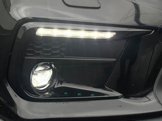 �yLED�A�N�Z�T���[���C�i�[�z