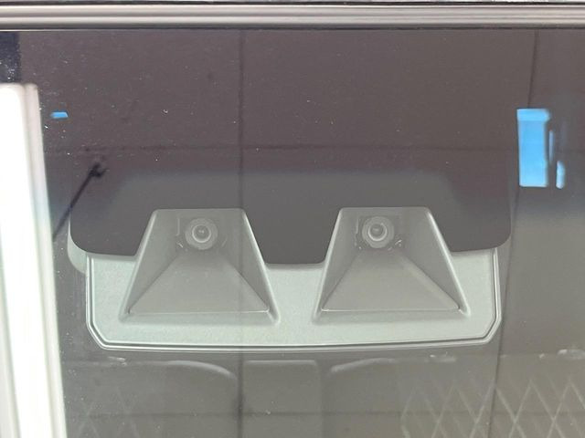 �y�Փˌy�����u�z���s���ɑO���̎ԗ�����F�����A�Փ˂������Ȏ��͌x��ƃu���[�L�ŏՓˉ���Ɣ�Q�y�����A�V�X�g�B�����S�Ƀh���C�u�����y���݂��������܂��B