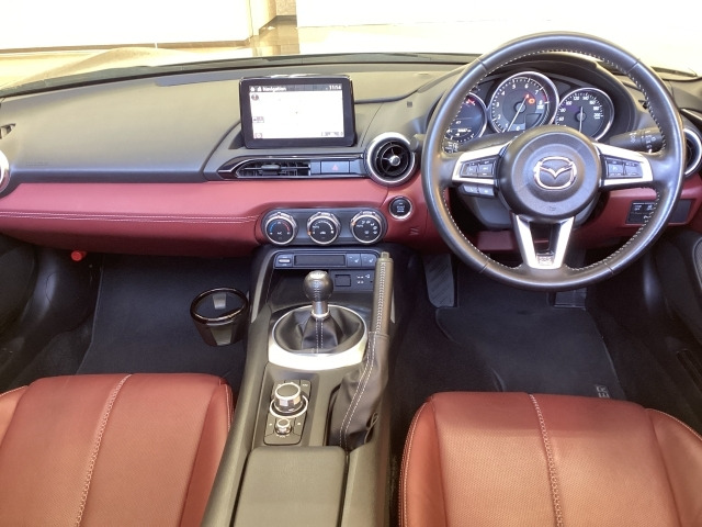 ロードスターRF2.0 VS バーガンディ― セレクション