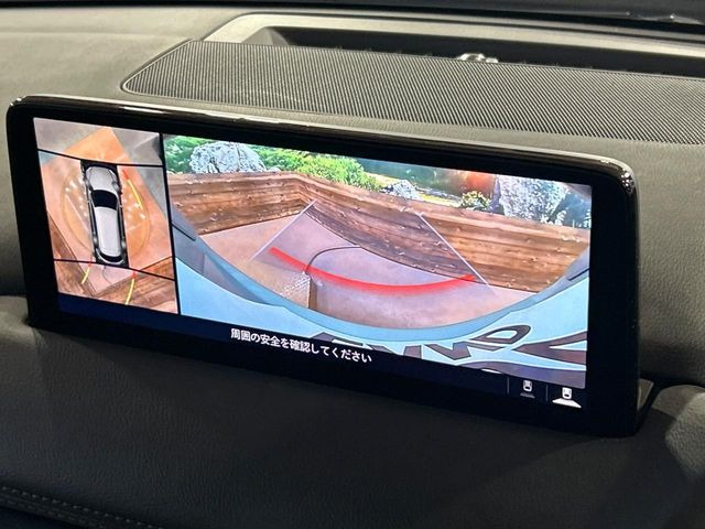 �y360&deg;�r���[���j�^�[�z��p�̃J�����ɂ��A�ォ�猩���낵���悤�Ȏ��_��360�x�N���}�̎��͂��m�F���邱�Ƃ��ł��܂������p�������m�F���₷���A�����ꏊ�ł̐؂�Ԃ��⒓�Ԃ��X���[�Y�ɍs���܂��B