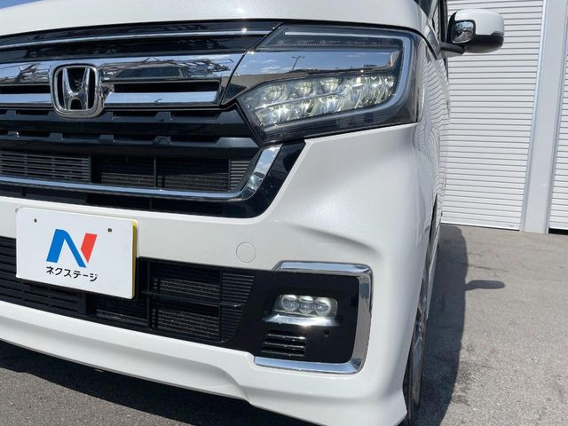 �yLED�w�b�h���C�g�z���V����ԑ��s�����ǍD�Ȏ��E���m�ۂ����S���ĉ^�]�ł��鍂�P�xLED�w�b�h���C�g�𑕔�!�_�����x�������A����d�͂��}�����Ă��܂��B