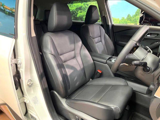 �y���烌�U�[�V�[�g�z����̂ӂ���肪�e�ՂŃ����e�i���X�����ȒP�ȁA�@�\���ɗD��鍇����v���̗p�����㎿�ȃV�[�g�ł��B����S�n���悭�A���������ӂ��S�n�ǂ��ԓ���Ԃ����o���Ă���܂��B