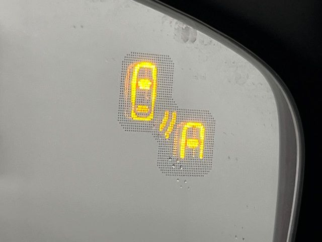 �y�u���C���h�X�|�b�g���j�^�����O�z���s���A�h�A�~���[�̎��p�ɂȂ�₷���ӏ��Ɍ㑱�Ԃ��ڋ߂���ƃT�C�h�~���[�t�߂Ɍx����\���A�h���C�o�[�ɒ��ӊ��N�����Ă���܂��B